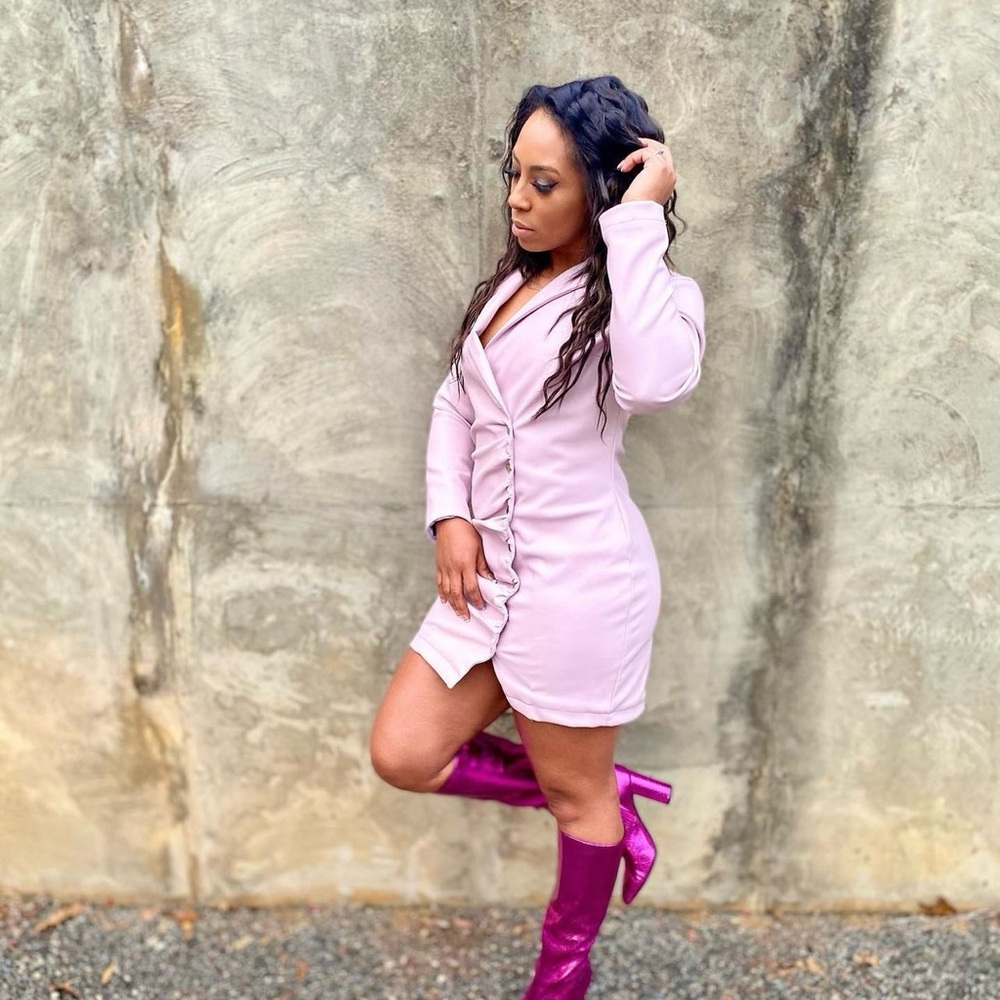 Pink V-Neck Long Sleeve Mini Dress